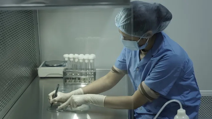 Quality control and microbiology work at Enzyme Bioscience